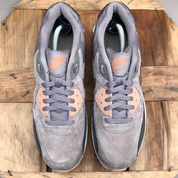 Nike Air Max Women's Sneakers - Black and Brown - Picture 3 of 6